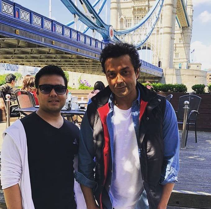 akshay kumar, Riteish Deshmukh, bobby deol, chuncky panday, kriti senon, kriti kharbanda, akshay kumar Riteish Deshmukh having fun together, akshay kumar, Riteish Deshmukh in london bridge, akshay kumar in london bridge, Riteish Deshmukh, entertainment news, entertainment news, bollywood news, television news, entertainment news, entertainment news, bollywood news, television news, entertainment news