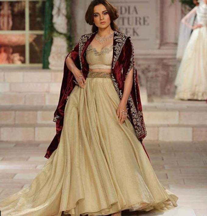 India Couture Week 2018, kangana in ramp walk, gorgeous looking Kangana Ranaut, Kangana Ranaut Walking in ramp, check out the pictures of queen actress Kangana, Kangana Ranaut, entertainment news, bollywood news, entertainment news, bollywood news, television news, entertainment news, bollywood news, entertainment news, bollywood news, entertainment news, bollywood news, television news, entertainment news, bollywood news