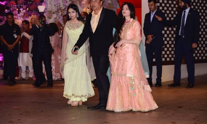 Akash Ambani-Shloka Mehta engagement, Aishwarya Rai with family, Disha Patani, Sachin Tendulkar, Kajol, Vidya Balan, Ranbir Kapoor, btown stars attendanced Akash Ambani and shloka engagement, Aishwarya Rai, Kajol, Vidya Balan, Ranbir Kapoor, Dish Patani, Tiger Shroff, Gauri Khan, Karan Johar, Sachin Tendulkar, Zaheer Khan, Harbhajan Singh, Ratan Tata, Tiger Shroff, Gauri Khan, Karan Johar, Sachin Tendulkar, Zaheer Khan, Harbhajan Singh, Ratan Tata, Sharad Pawar, Uddhav Thackeray