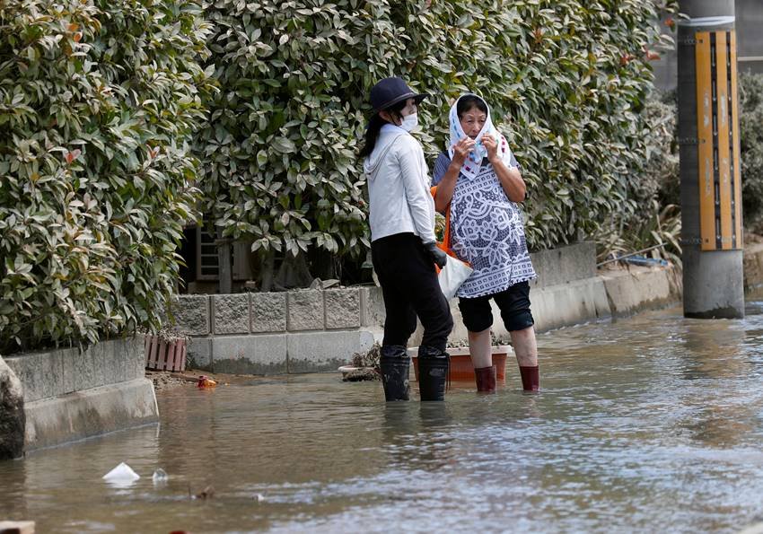 japan floods, japan floods death toll, japan rains, japan weather, japan flood survivors, japan flood rescue operation, mihara rains, mihara floods