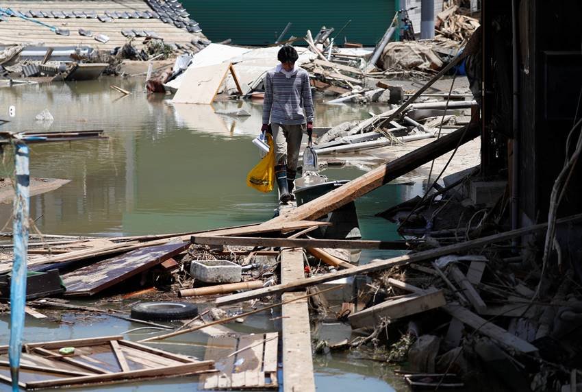 japan floods, japan floods death toll, japan rains, japan weather, japan flood survivors, japan flood rescue operation, mihara rains, mihara floods