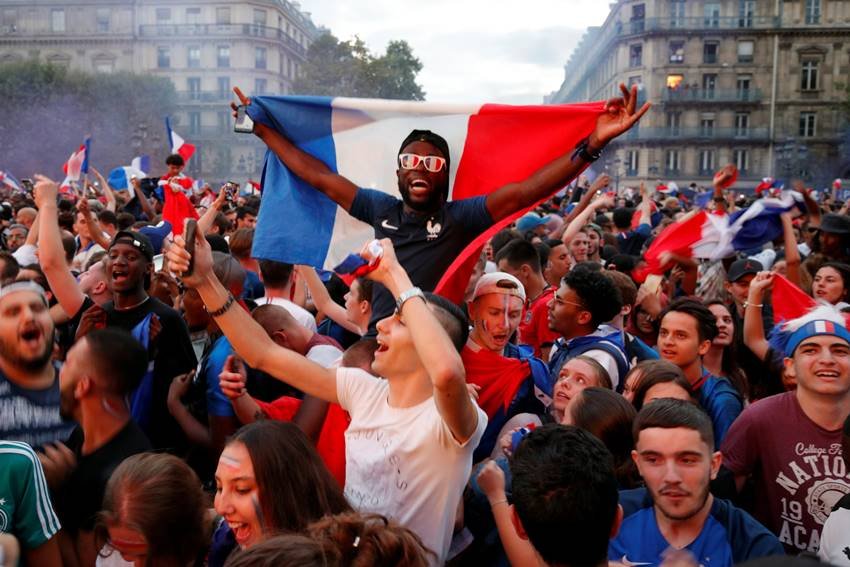 World Cup - Semi-Final , Paris, France, Sebastian vettel, france, france vs belgium, world cup semifinal, fifa world cup 2018, world cup semifinal, world cup news, sports news, fifa love, fifa fans love, fifa fans party in paris, paris party after fifa