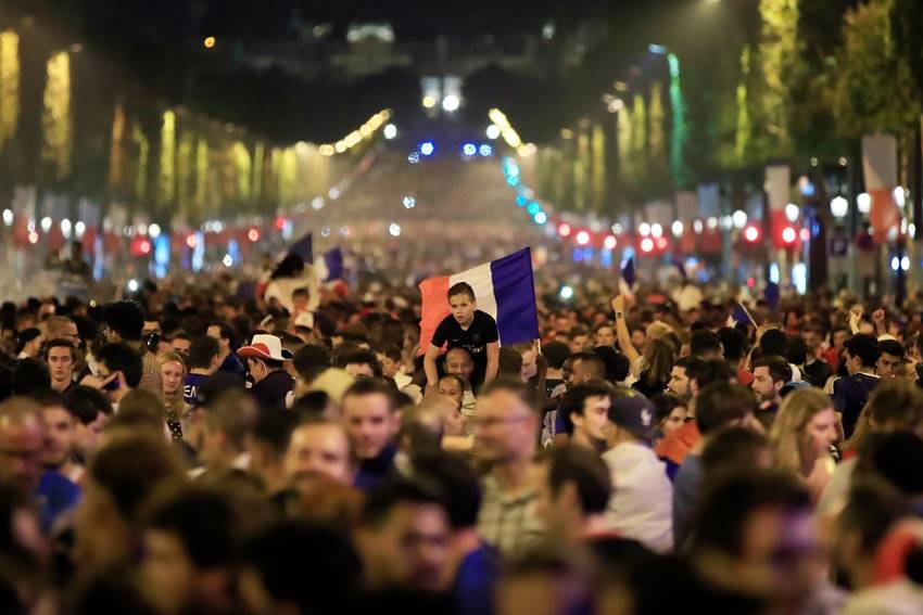 World Cup - Semi-Final , Paris, France, Sebastian vettel, france, france vs belgium, world cup semifinal, fifa world cup 2018, world cup semifinal, world cup news, sports news, fifa love, fifa fans love, fifa fans party in paris, paris party after fifa