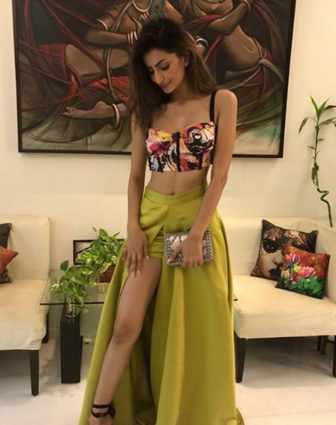 Shweta Tiwari, shweta daughter Palak tiwari, shweta tiwari is gorgeous diva, palak is as like her mother shweta tiwari, here is shweta daughter palak tiwari pictures, bollywood news, television news, entertainment news, bollywood news, television news, entertainment news, bollywood news, television news