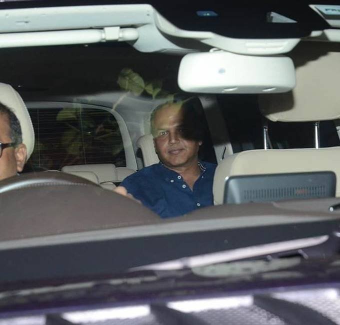Dhadak screening, rekha, anil kapoor, Dhadak, jhanvi kapoor, ishaan khattar, new upcoming movie dhadak, dhadak dialogue promo, Janhvi and Ishaan, Shashank Khaitan, Chota sa ghaav hai, Moments Of Dhadak, television news,entertainment news, bollywood news, television news, entertainment news, bollywood news, television news, television news,entertainment news, bollywood news, television news, entertainment news, bollywood news, television news, Dhadak screening,
