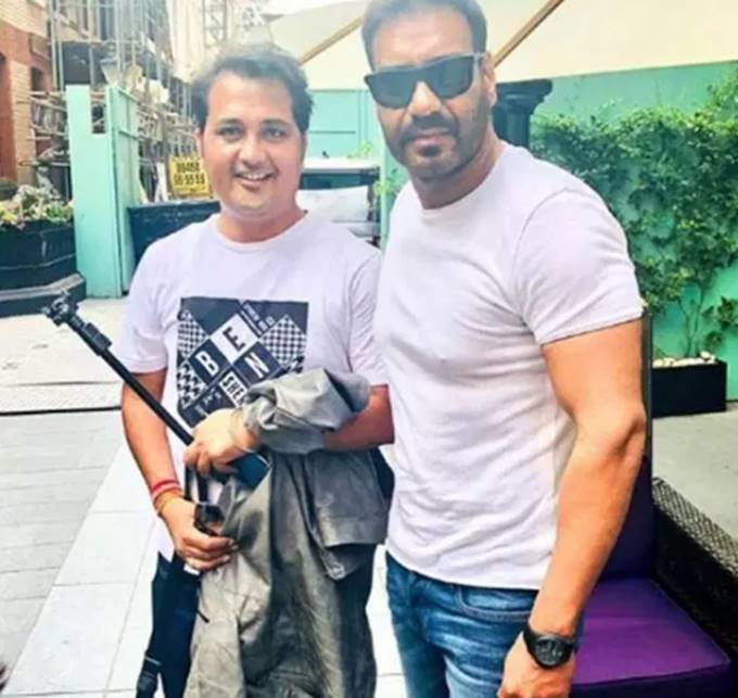 kajol, ajay devgn, kajol with family, ajay kajol enjoying London vacations, here are pictures of Nysa and Yug, Nysa and Yug in London vacations, Nysa and Yug with parents kajol and ajay, bollywood news, television news, entertainment news, bollywood news, television news, entertainment news, bollywood news, television news, bollywood news, television news, entertainment news, bollywood news, television news, entertainment news, bollywood news, television news