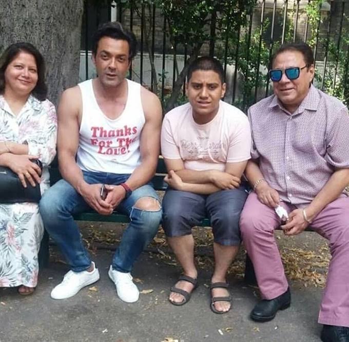 akshay kumar, Riteish Deshmukh, bobby deol, chuncky panday, kriti senon, kriti kharbanda, akshay kumar Riteish Deshmukh having fun together, akshay kumar, Riteish Deshmukh in london bridge, akshay kumar in london bridge, Riteish Deshmukh, entertainment news, entertainment news, bollywood news, television news, entertainment news, entertainment news, bollywood news, television news, entertainment news