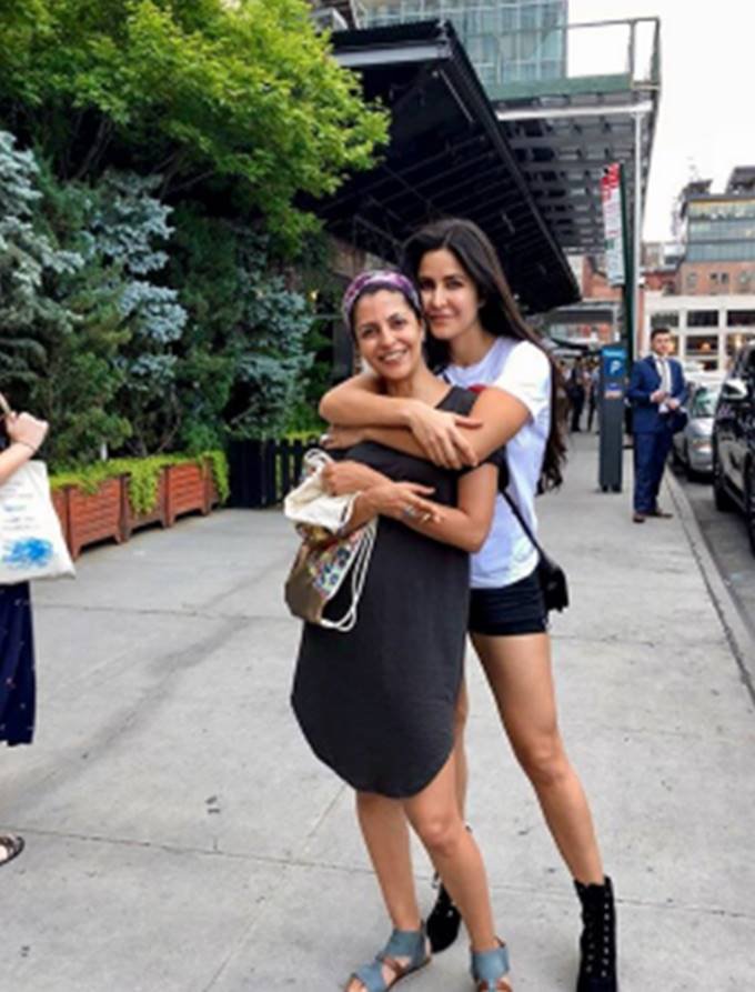 katrina kaif birthday, katrina in england, katrina kaif birthday, katrina in england with sisters, katrina kaif spending quality time with family, katrina kaif with sisters spending quality time, katrina kaif with family, entertainment news, television news, entertainment news,entertainment news, bollywood news, television news, entertainment news, entertainment news, television news, entertainment news,entertainment news, bollywood news, television news, entertainment news