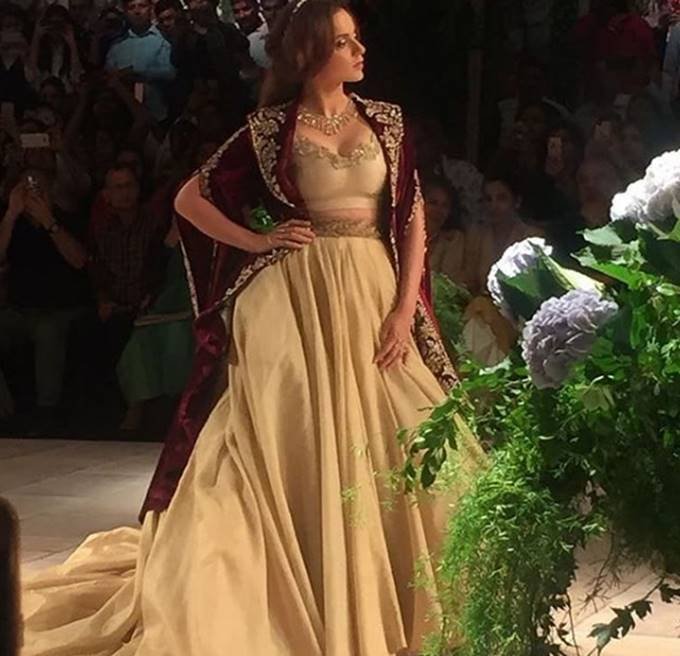 India Couture Week 2018, kangana in ramp walk, gorgeous looking Kangana Ranaut, Kangana Ranaut Walking in ramp, check out the pictures of queen actress Kangana, Kangana Ranaut, entertainment news, bollywood news, entertainment news, bollywood news, television news, entertainment news, bollywood news, entertainment news, bollywood news, entertainment news, bollywood news, television news, entertainment news, bollywood news