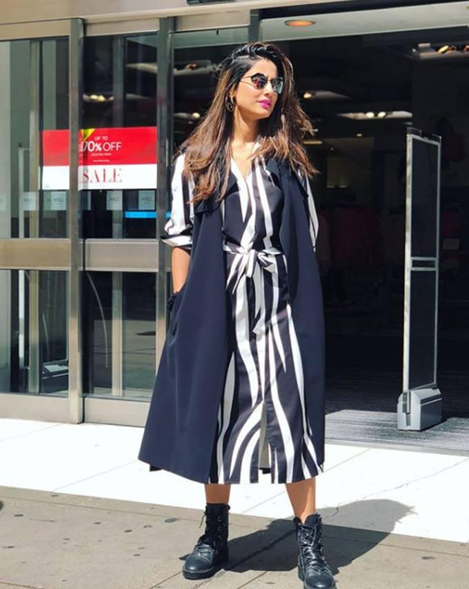 hina khan, hina khan in her favorite city, hina khan in london, tv actress hina khan, hina khan shopping mood is on, here is pictures of hina khan, entertainment news, bollywood news, television news, entertainment news, bollywood news, television news, entertainment news, bollywood news, entertainment news, bollywood news, television news, entertainment news, bollywood news
