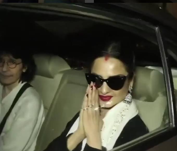 Dhadak screening, rekha, anil kapoor, Dhadak, jhanvi kapoor, ishaan khattar, new upcoming movie dhadak, dhadak dialogue promo, Janhvi and Ishaan, Shashank Khaitan, Chota sa ghaav hai, Moments Of Dhadak, television news,entertainment news, bollywood news, television news, entertainment news, bollywood news, television news, television news,entertainment news, bollywood news, television news, entertainment news, bollywood news, television news, Dhadak screening,