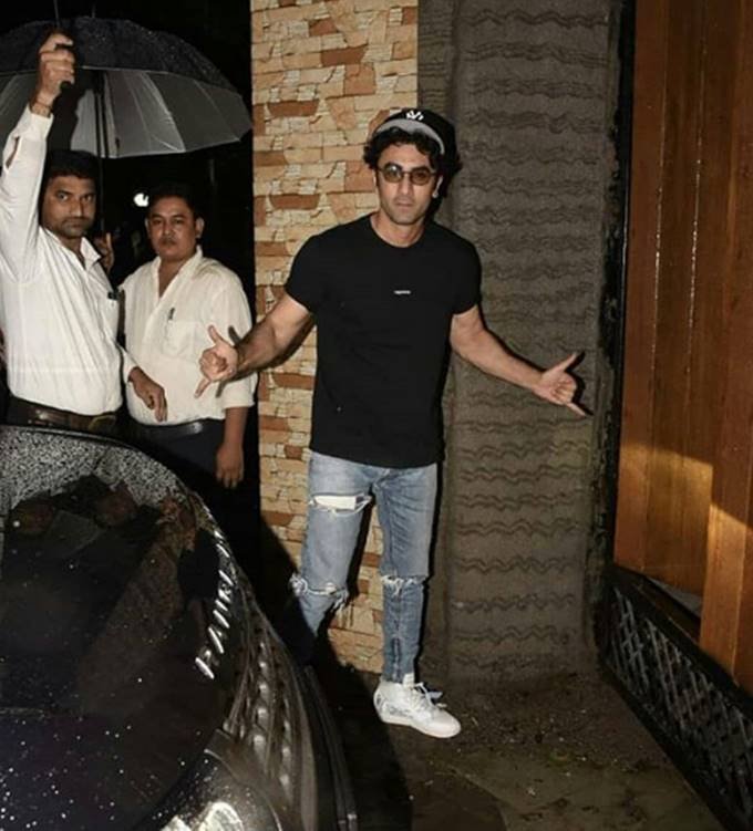 SANJU, ranbir kapoor starrer sanju, Sanjay dutt biopic sanju, success party of sanju, rajkumar hirani movie sanju, party harder by star cast of the film sanju, sanju stra dia mirza, rajkumar hirani, sanju star karishma tanna, bollywood news, television news, entertainment news, bollywood news, television news, entertainment news, bollywood news, television news