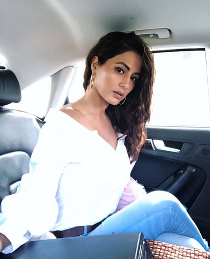 Bigg Boss Ex contestant, Bigg Boss Ex contestant Hina Khan, hina khan trolled by social media users, hina khan trolled in social media, hina khan trolled for wearing off sholder outfit, hina khan in children event, television news,entertainment news, bollywood news, television news,entertainment news, bollywood news, television news, television news,entertainment news, bollywood news, television news,entertainment news, bollywood news, television news