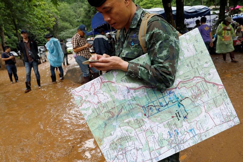 thailand cave rescue, thailand cave rescue operation, Thai football team, Thai football team trapped, Tham Luang, Tham Luang cave, thailand, SEAL diver, Thai Navy, world news, thailand latest photos
