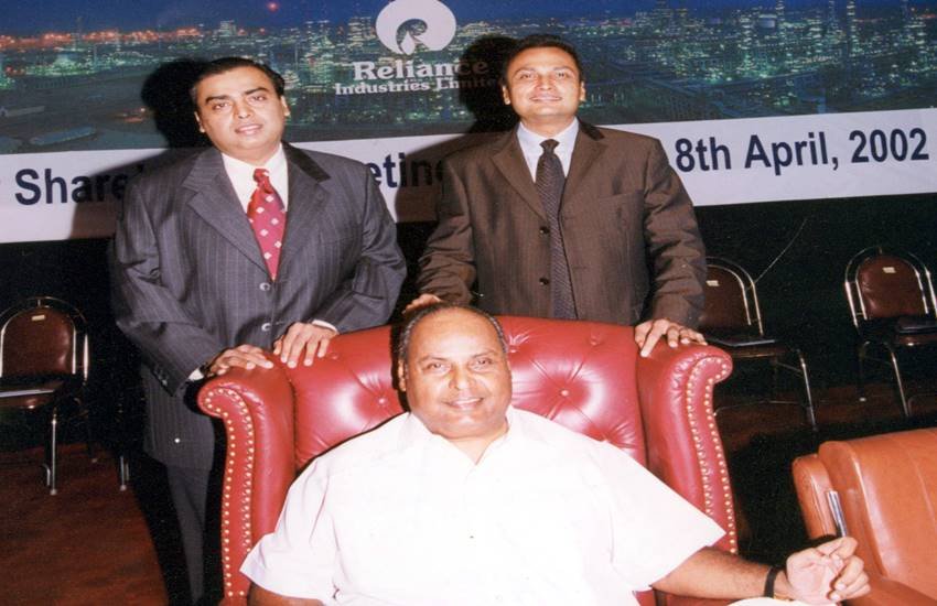 Dhirubhai Ambani, Dhirubhai Ambani death anniversary, 6 july 2002, Dhirubhai Hirachand Ambani, Mukesh ambani, Nita ambani, reliance, reliance Industries, Reliance Industries ltd, reliance Industries group, Reliance news, Mumbai news, Hindi news, News in Hindi, Jansatta