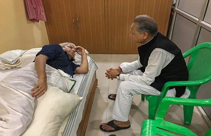 Rajasthan Election: अशोक गहलोत- छात्र राजनीति से मुख्यमंत्री बनने तक का सियासी सफर