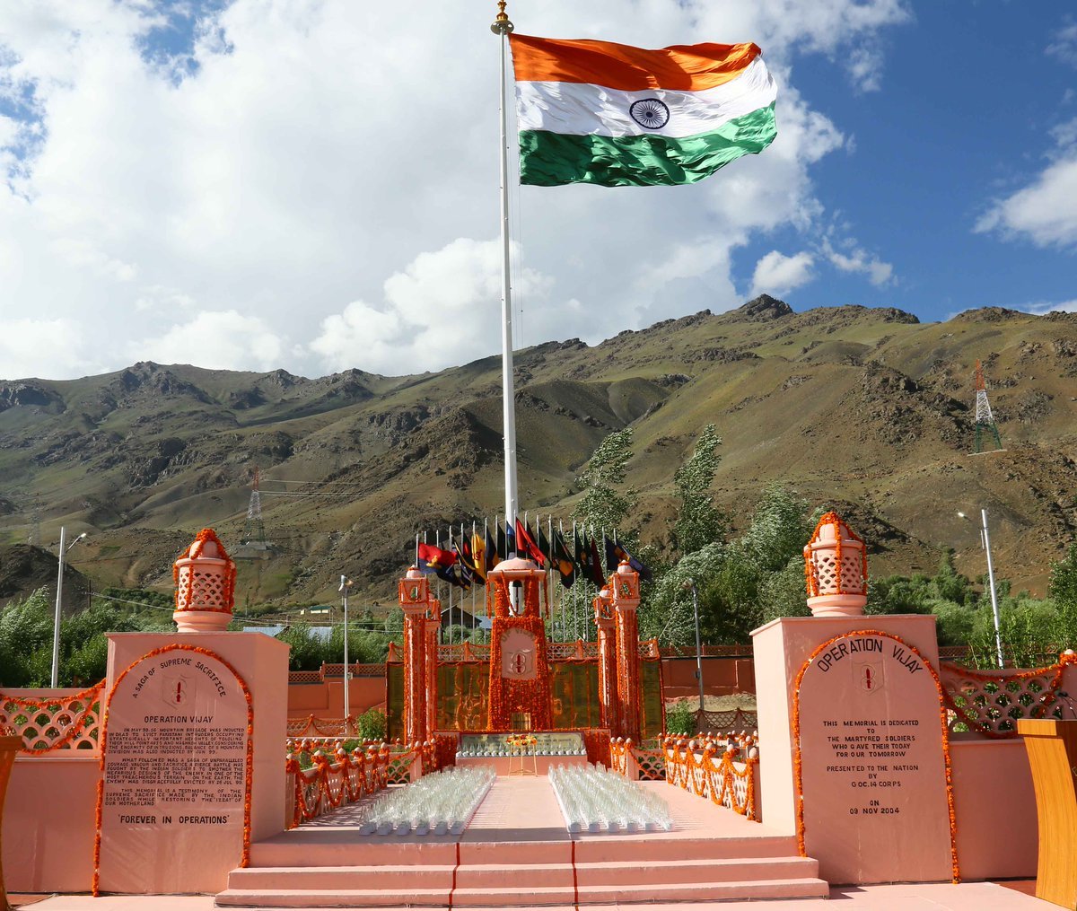 Kargil vijay diwas, kargil vijay diwas images, kargil vijay diwas status, kargil vijay diwas quotes, kargil vijay diwas speech, happy kargil vijay diwas, happy kargil vijay diwas images, happy kargil vijay diwas quotes, kargil vijay diwas 2018, kargil vijay diwas 2018 images, virender sehwag, virender sehwag tweet on Kargil Vijay Diwas, nawaz sharif with pervez musharraf