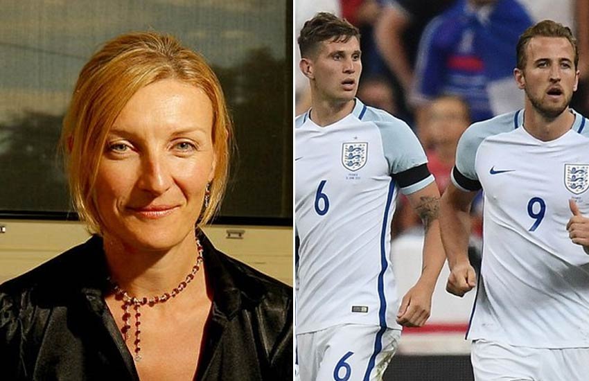 पीपा ग्रैंज और टीम इंग्लैंड।