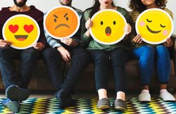 World Emoji Day 2018: अब से इन Emoji का संभल कर करें इस्तेमाल, वरना हो सकते हैं शर्मिंदा