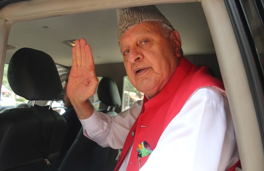 Farooq Abdullah, Jammu and Kashmir Former Chief Minister Farooq Abdullah, NC, article 35a, article 35a of indian constitution, section 35a, section 35a news, article 35a hearing, article 35a in hindi, hindi news, News in Hindi, Jansatta