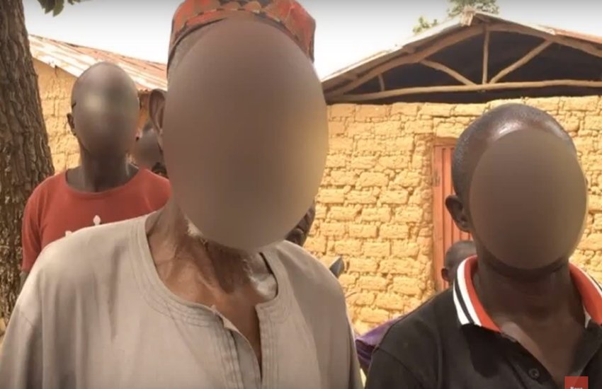 मुस्लिम इमाम ने नाइजीरिया में बचाई क्रिस्चियनों की जान (फोटो सोर्स- वीडियो स्क्रीनशॉट)
मुस्लिम इमाम ने नाइजीरिया में बचाई क्रिस्चियनों की जान (फोटो सोर्स- वीडियो स्क्रीनशॉट)