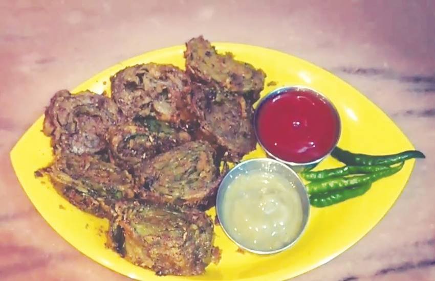 नाश्ते में अंकुरित और उबला हुआ या भाप में बना भोजन करना ज्यादा उचित होता है।