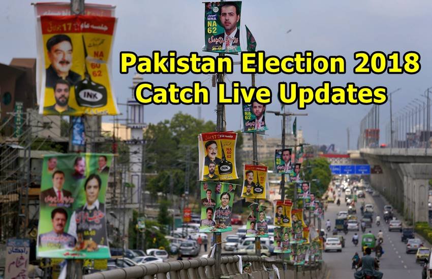 Pakistan Election 2018 Polls Live: रावलपिंडी में लगे चुनावी पोस्टर। (Photo : AP) Pakistan Election 2018 Polls Live: रावलपिंडी में लगे चुनावी पोस्टर। (Photo : AP)