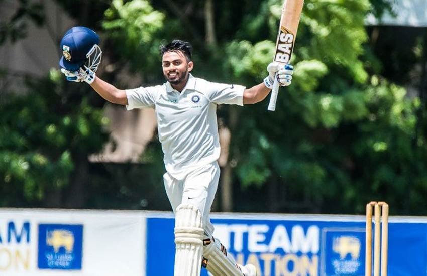 भारत की अंडर-19 क्रिकेट टीम के खिलाड़ी पवन शाह। फोटो-Twitter 