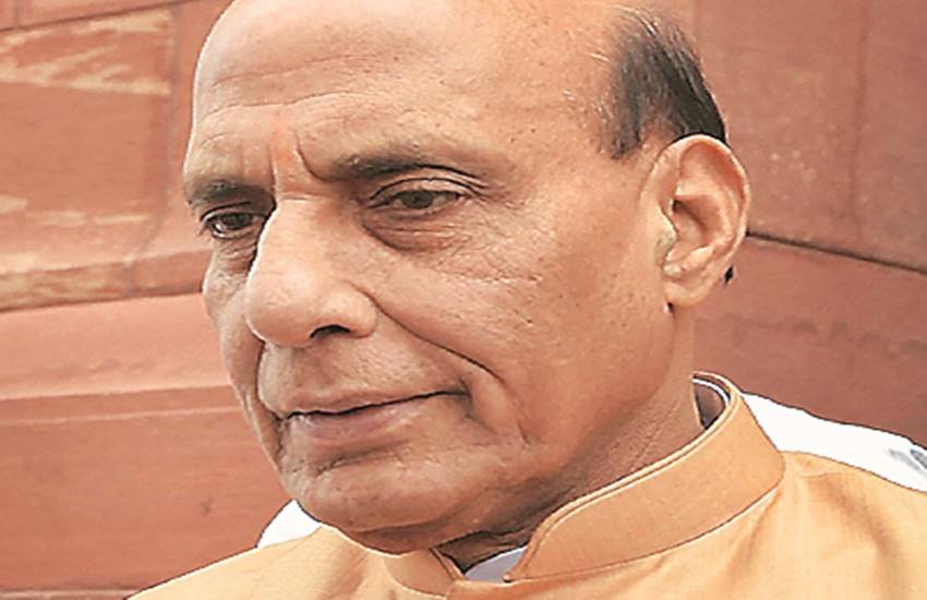 गृह मंत्री राजनाथ सिंह ने कहा कि यह काम सुप्रीम कोर्ट की निगरानी में हो रहा है और सभी को अपनी नागरिकता साबित करने का मौका मिलेगा। 