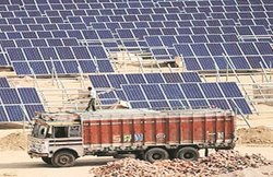 राजस्थान: हीला-हवाली से सौर ऊर्जा संयंत्र लगाने से कतरार्इं निजी कंपनियां