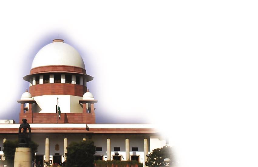 जजों ने पंजाब और जम्मू-कश्मीर पुलिस को निर्देश दिया कि इस मामले की सुनवाई कर रहे निचली अदालत के न्यायाधीश और विशेष लोक अभियोजक को समुचित सुरक्षा दी जाए।