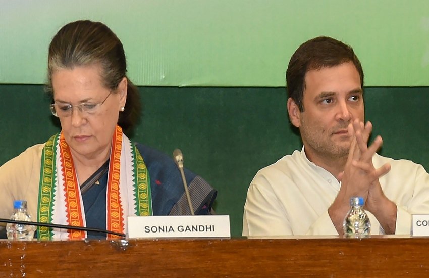 सोनिया गांधी और राहुल गांधी (फोटो सोर्स- पीटीआई)
