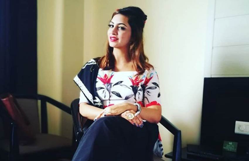 Arshi Khan,Bigg Boss 11 Contestant,Bikini music video,Bikini pictures,Bikini pose,Boss 11,Hot Pictures, entertainment news, bollywood news