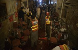 खूनी हुआ पाकिस्तान चुनाव: रैली में धमाका, 15 लोगों की मौत