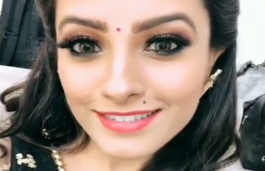 अनीता ने चाय की जगह कुछ और चीज़ इस्तेमाल करने की सलाह दी।