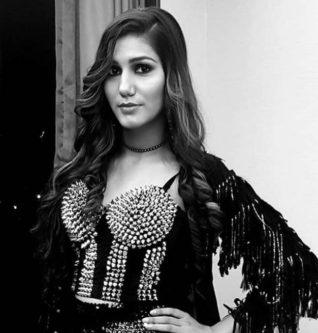 Sapna Chaudhary,Bigg Boss 11,Sapna Chaudhary transformation, Haryanvi sensation, Arshi Khan,Hina Khan, sapna chaudhary tero look, sapna chaudhary new look, sapna chaudhary hot look