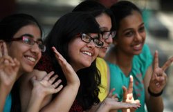 CBSE Board Result 2018: घाषित हुए 10वीं-12वीं के रिवाइज्ड रिजल्ट्स, cbse.nic.in पर देखें