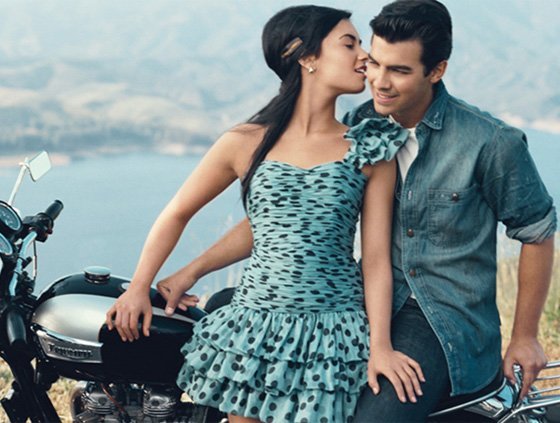 Demi Lovato And Joe Jonas. Demi lovato, demi lovato relationship, demi lovato drungs adicted, Drungs addicted demi lovato, priyanka chopra, nick jonas