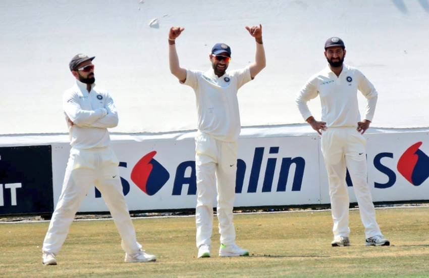 चेतेश्वर पुजारा, शिखर धवन और विराट कोहली। (फोटो सोर्स- ट्विटर)