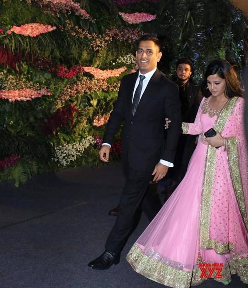ms dhoni, sakshi, ziva, dhoni anniversary, dhoni gallery, sports gallery, cricket