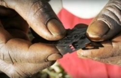 खतने के दौरान 10 साल की लड़की की मौत, इस देश में पहली बार चलेगा मुकदमा