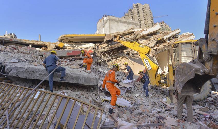 "noida building collapse pics, delhi building collapse, building collapse pictures, greater noida building collapse, delhi news,