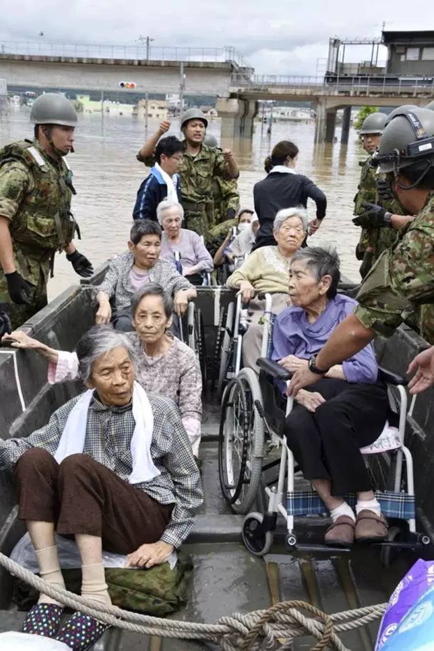japan floods, japan floods death toll, japan rains, japan weather, japan flood survivors, japan flood rescue operation, mihara rains, mihara floods