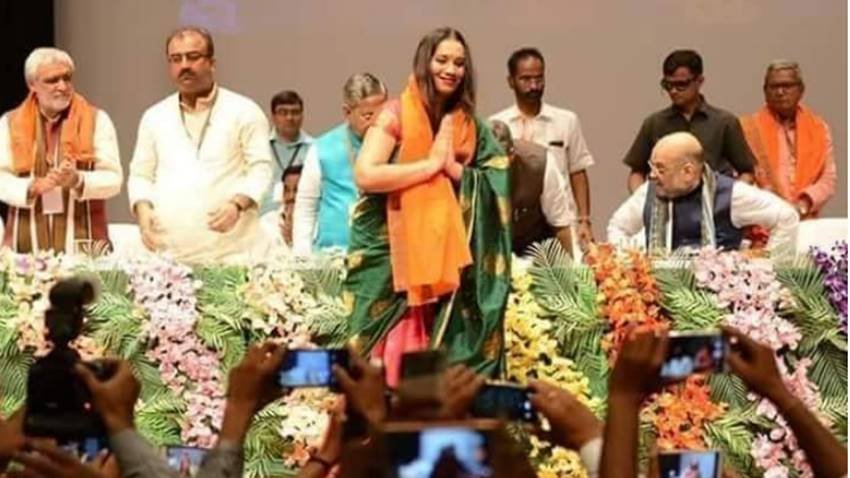 khesari lal yadav, manoj tiwari, pawan singh, nirahua, bhojpuri, actor, politics, पवन सिंह, निरहुआ, मनोज तिवारी, रवि किशन, भोजपुरी, अभिनेता, सियासत, राजनीति