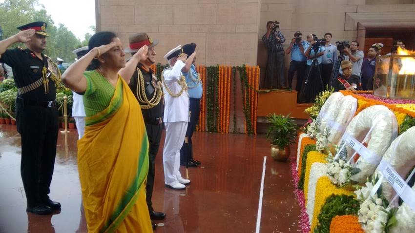 "Kargil Vijay Diwas, कारगिल विजय दिवस, Kargil, Vijay Diwas, Bipin Rawat, Sunil Lanba, Birender Singh Dhanoa, कारगिल, विजय दिवस, बिपीन रावत, सुनील लांबा, बिरेन्द्र सिंह धनोआ