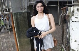 Khushi Kapoor, Janhvi Kapoor, Boney kapoor, Khushi Kapoor debut, Khushi Kapoor bollywood debut, janhvi kapoor khsuhi kapoor, Khushi Kapoor news
