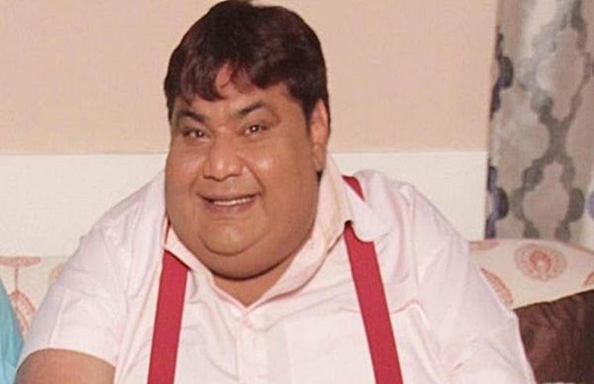 कवि ने 2010 में सर्जरी से अपना वजन भी घटाया था। 