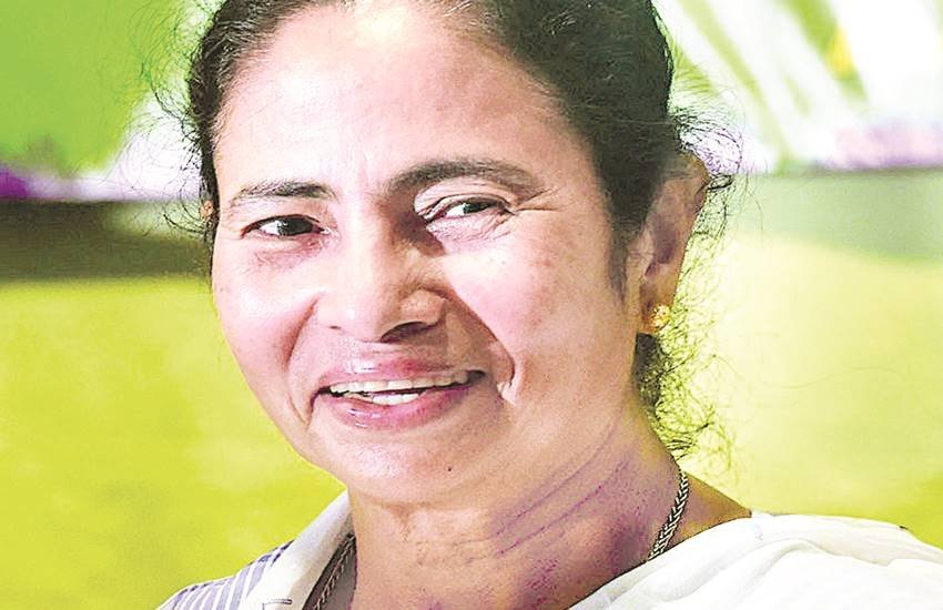 ममता कहती हैं कि सरकार हर साल पुराने कर्जों की अदायगी पर 47 हजार करोड़ की भारी-भरकम रकम खर्च कर रही है। ममता कहती हैं कि सरकार हर साल पुराने कर्जों की अदायगी पर 47 हजार करोड़ की भारी-भरकम रकम खर्च कर रही है।