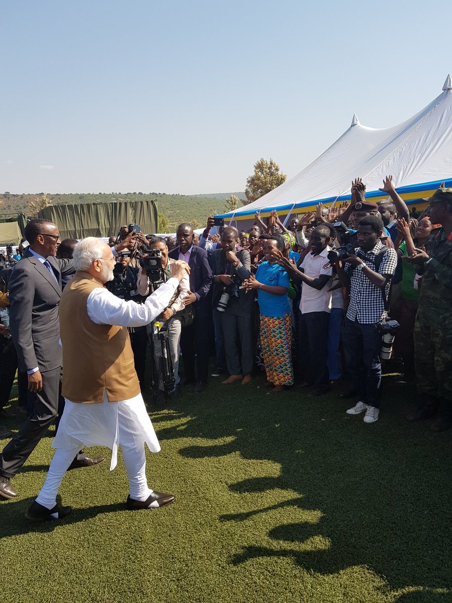 pm modi rwanda visit, pm modi donates cows, modi donates 200 cows, president paul kagame, girinka scheme, rweru model village, pm modi africa visit"