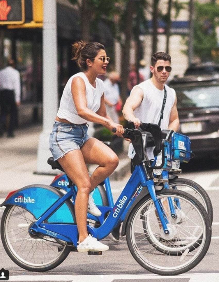 Priyanka Chopra, Nick Jonas, Priyanka Chopra Nick Jonas, Priyanka Nick, New York City, latest bollywood news, jansatta, entetainment news